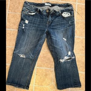 Aeropostale torn Capri jeans 13/14